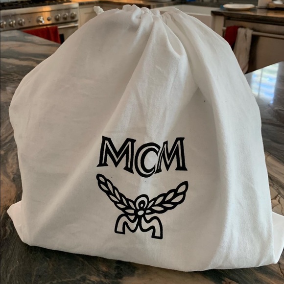 MCM White leather handbag convertible backpack - Picture 3 of 6